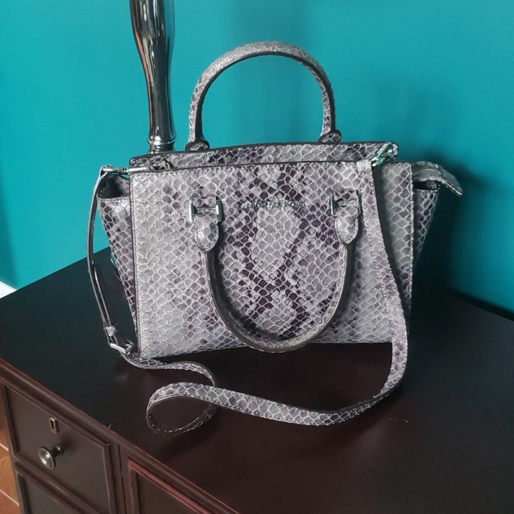 Michael Kors gray snakeskin selma bag